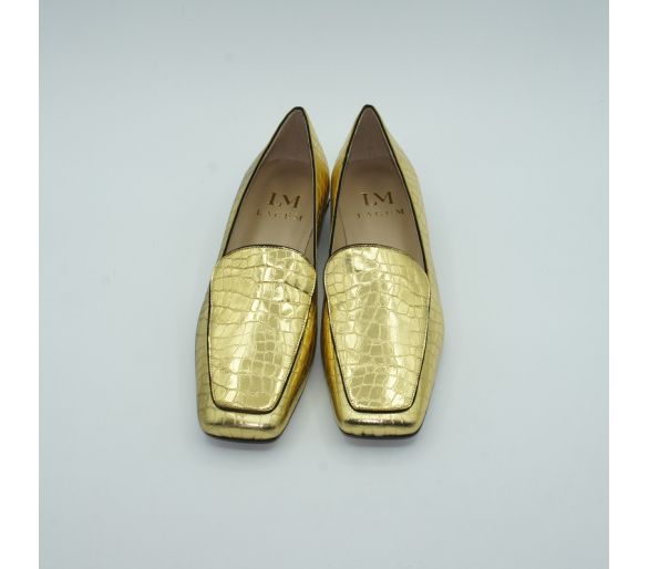 Zapato mocasín dorado metalizado de Lagum