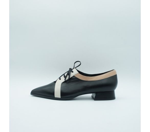 Blucher tricolor Angari