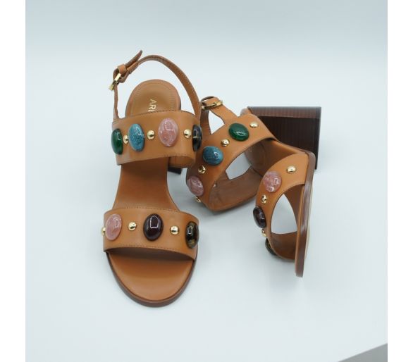 Sandalia cuero Arezzo