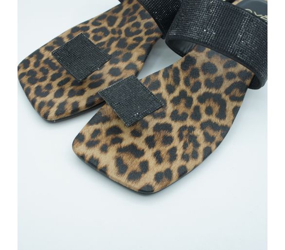 Sandalia Leopardo Exé
