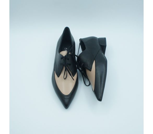 Blucher bicolor Angari