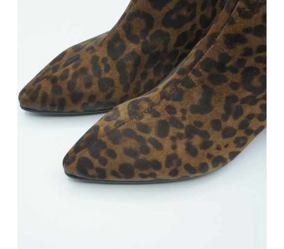 Magnolia Leopardo