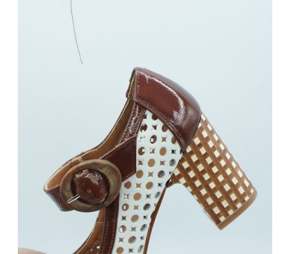 Zapato caramelo Nemónic