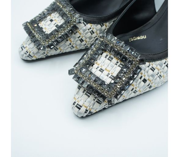 Salón destalonado Lodi