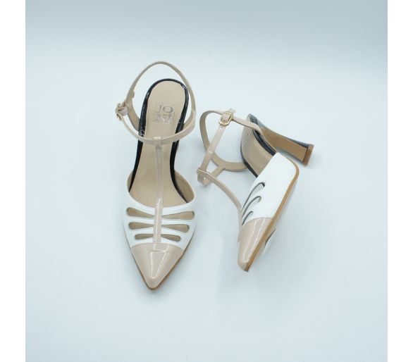 Salón tricolor Joni