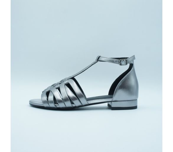 Sandalia plata Lagúm