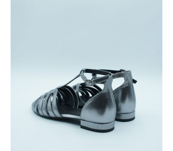 Sandalia plata Lagúm