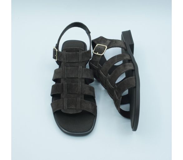 Sadandalia romana Inlove