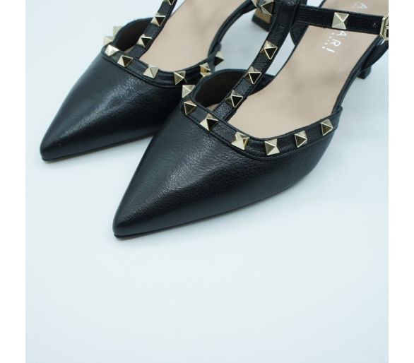 Valentino nude Angari