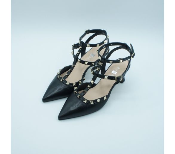 Valentino nude Angari