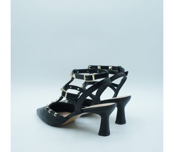 Valentino nude Angari