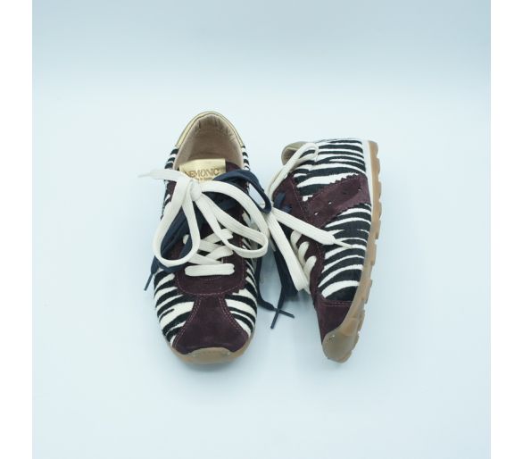 Sneaker cebra Nemónic