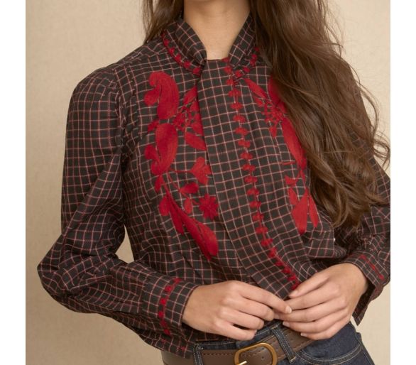 Blusa lazo bordada
